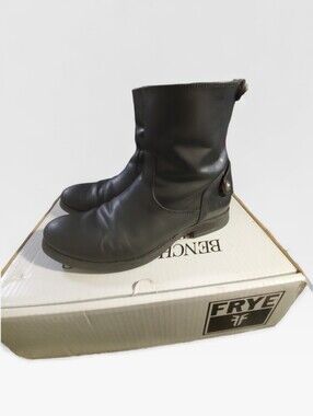 Frye Black Melissa Button Zip Leather Short Pull-On Boots Size 9.5